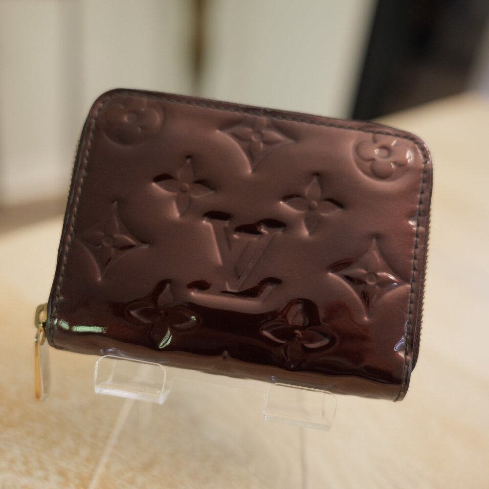 SOLD Louis Vuitton 2011 Vernis Amarante Patent Leather Zippy Compact Wallet